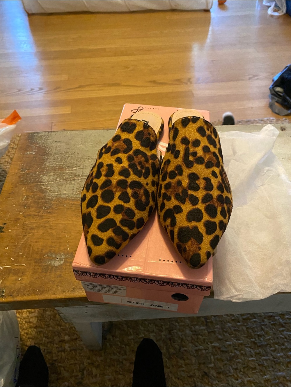 Pazzle brand slip on leopard pattern shoes . Size 7- nwot